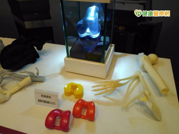 人工膝關節不合腳　他傷口潰爛化膿