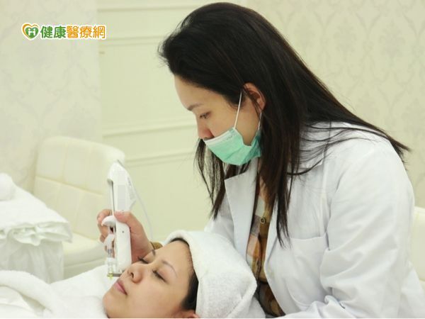 醫美新寵「水光槍」　專家呼籲：需求要明確