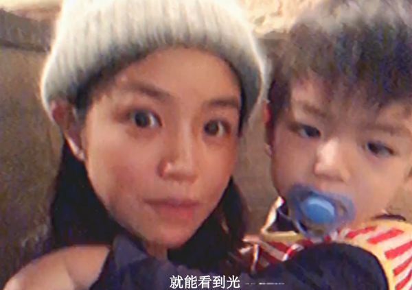 陳妍希5歲兒子超可愛！小星星現身錄音室拍MV，兒子罕見正面照曝光了！