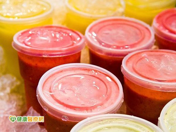 八旬翁血糖居高不下　竟因蔬果汁惹禍