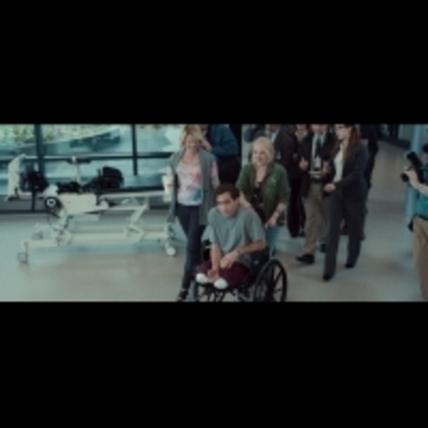 傑克葛倫霍宣傳新片《你是我的勇氣》神迴避泰勒絲話題，斷腿化身美國勵志哥...