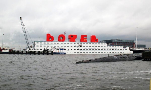 隨處漂流的阿姆斯特丹字母旅店BOTEL 讓環遊世界變簡單了？！