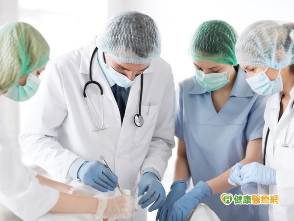 子宮動脈栓塞術　挽救產後出血保住子宮