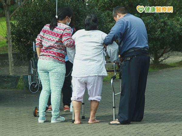 假面痛風 敗血性關節炎誤判恐致命 