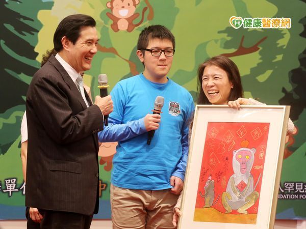 罕病繪畫賀歲特展　總統府展出