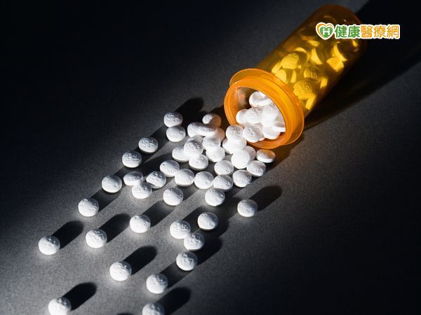 45歲公務員急性腎衰竭 　濫服成藥面臨洗腎