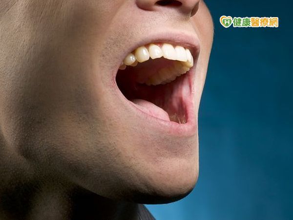 隨時保持口氣清新　出門在外有訣竅