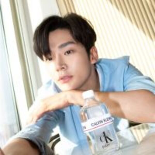 SF9路雲X仁誠最新畫報公開 展現清涼舒適氛圍