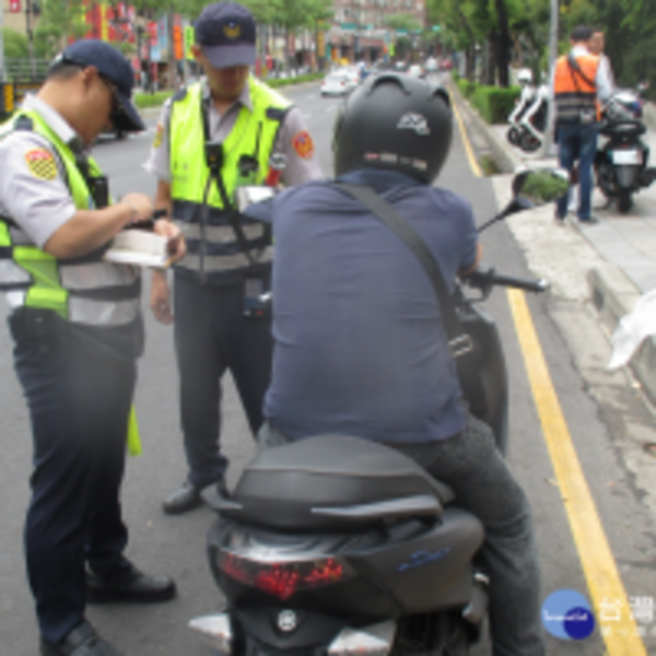 台北區監理所攜手新北市府　加強無照違規熱點稽查及交安宣導