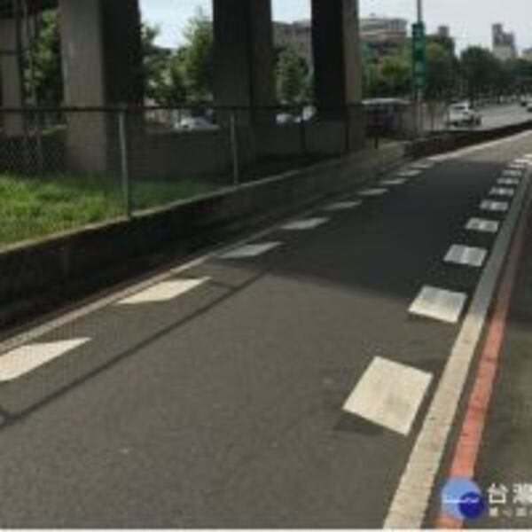 提升道路安全　北市試辦繪設楔型標線及岔路標線
