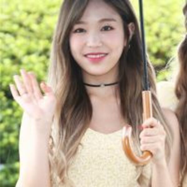 [bnt PHOTO]綜藝節目「Quiz上的偶像」上班路 LOVELYZ×April成員清新亮相