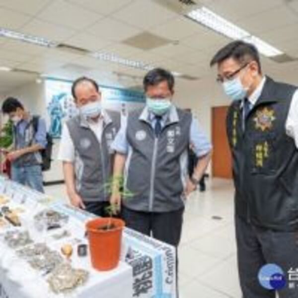 桃市刑警大隊破獲軍火庫及大麻工廠　鄭文燦頒獎表揚有功人員