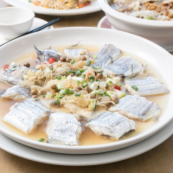 【基隆．食】和平島海風吹來　漁男子豪邁風魚鮮料理上桌