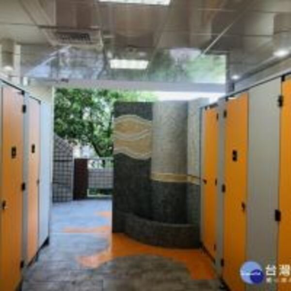 日南國中改善陳舊設施　廁所煥然一新