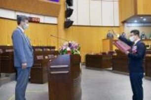 桃園市議員陳睿生遞補宣誓就職　本屆第5位創下紀錄
