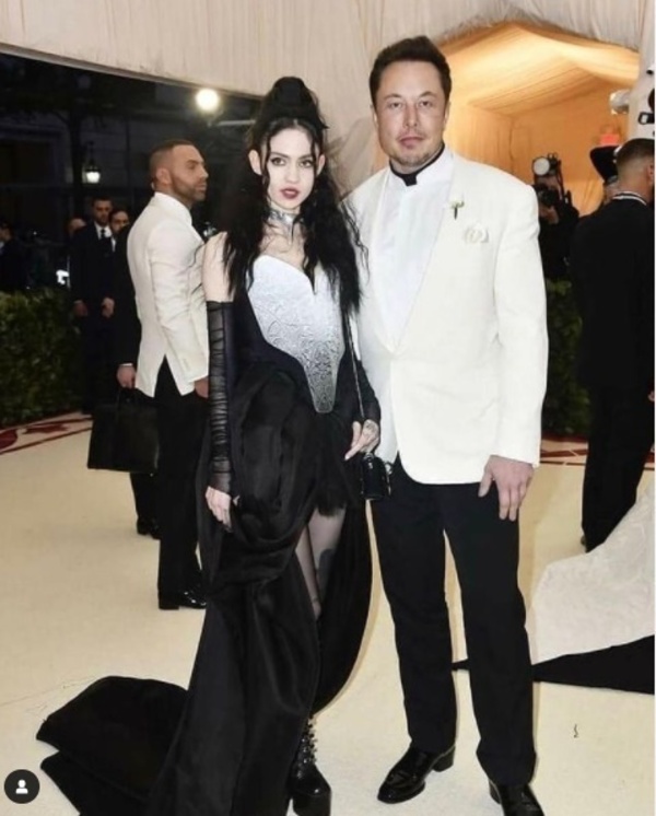 世界首富卻過「貧民」生活！馬斯克女友爆「住組合屋」連吃八天花生醬