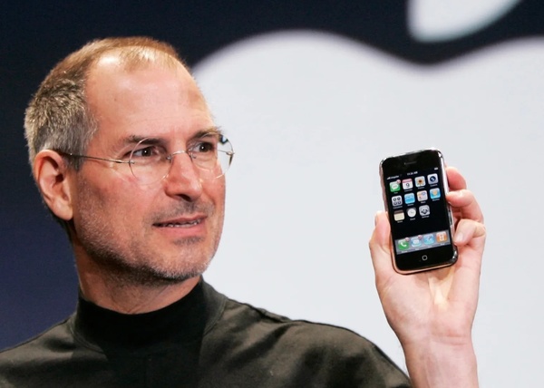 《歷史上的今天》改變科技的潮流！史上第一支iPhone上市