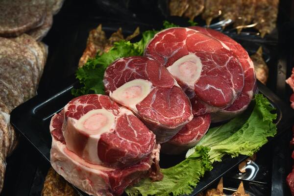 美國牛「再被驗出瘦肉精」！中國海關宣布暫停進口