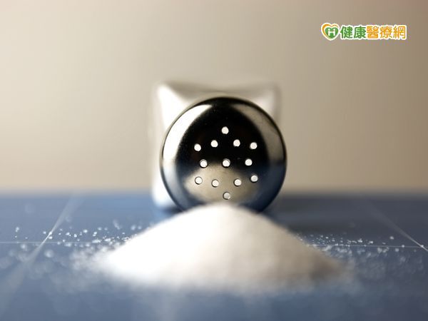 包裝食鹽含氟新規定　最快7月1日上路