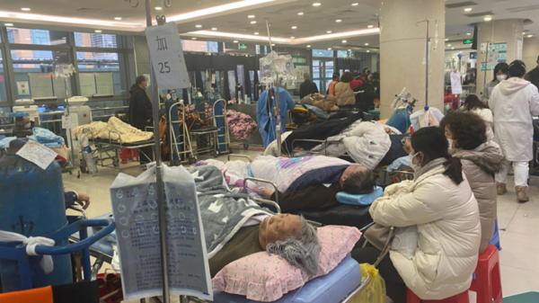 中國醫院疫情爆發醫院人滿為患