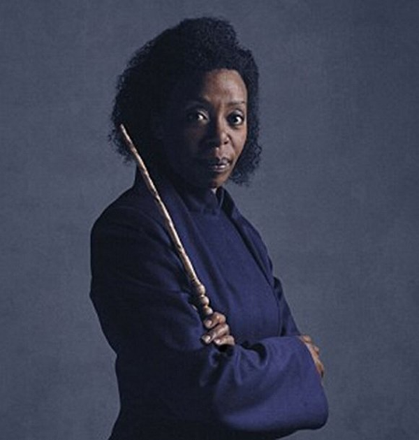 網友攻擊《哈利波特-被詛咒的孩子》的「黑妙麗」