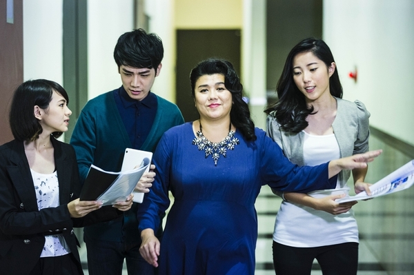 【銷售奇姬】林美秀、白歆惠「兩個美女」PK‧京劇十三響、冥想發功樣樣來 購物專家禹安、張鈞大力稱讚白歆惠、林美秀銷售天分：超怕被搶飯碗