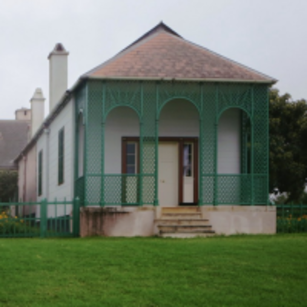 記得嗎？十年前他用迴紋針換一棟房子