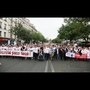 數萬名華人站上巴黎街頭，華人反暴力大遊行的原因是...