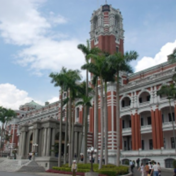 總統府資政能吃嗎？國策顧問又是幹什麼的