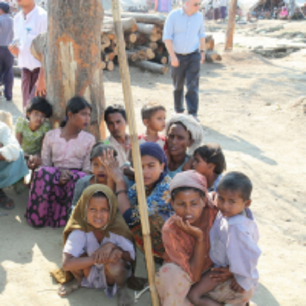 緬甸羅興亞人遭迫害   小孩屍體漂上海灘