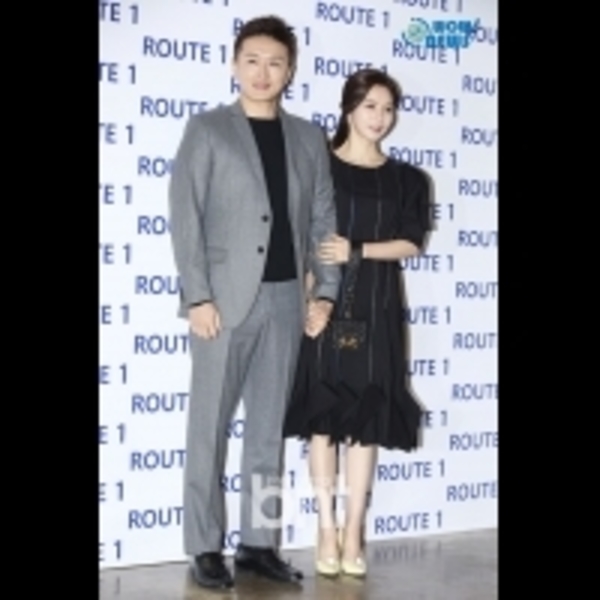 陳泰賢朴詩恩等出席活動 夫妻檔般配養眼