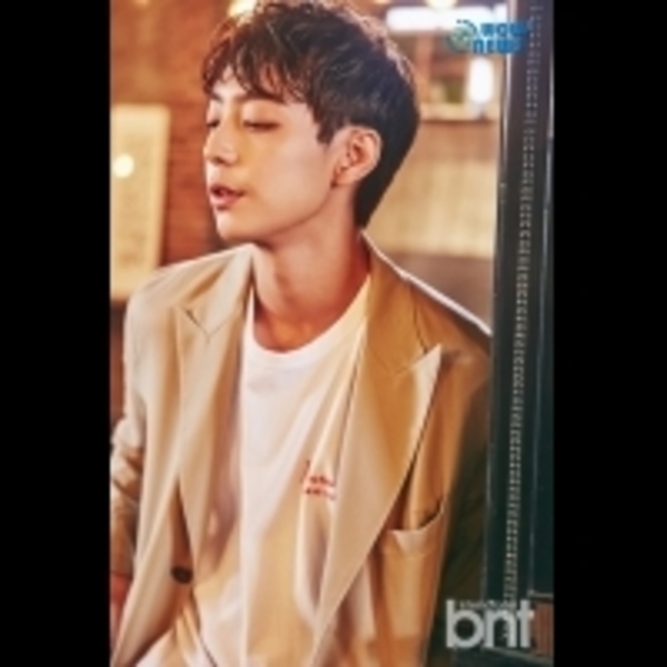 演員顯祐拍bnt寫真 反轉魅力令人心動