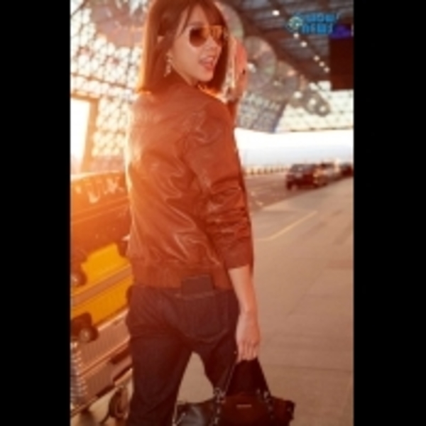 劭雨薇前往紐約觀賞Michael Kors Collection 2018 春季時裝秀