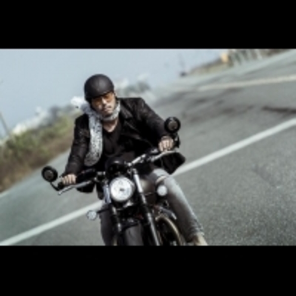 穿梭時空「飛」越黃河　柯有倫致敬父親勇敢追夢