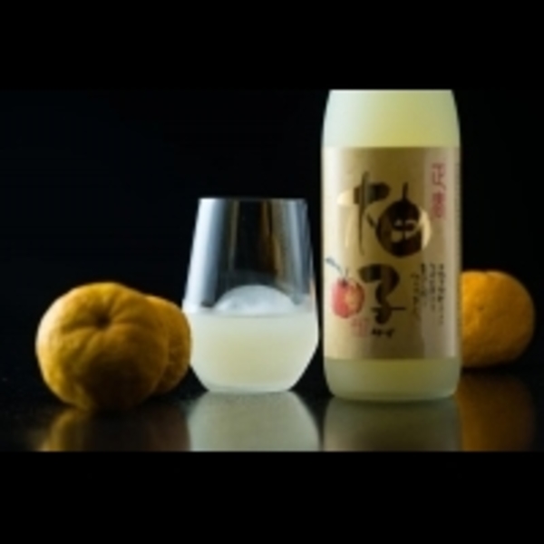 玻璃瓶內不只是酒　還封存日本水果新鮮靈魂