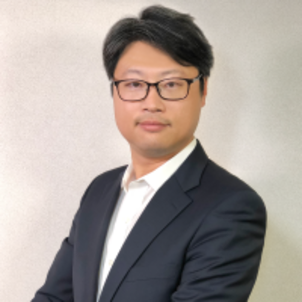 鉅亨網新舵手，由楊定國出任總經理