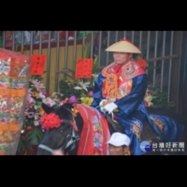 西港香有洋蔥　旗牌官千盆供品贈弱勢