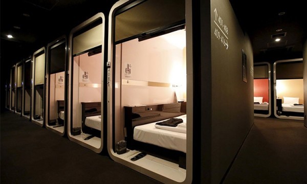 膠囊旅館升級商務艙 日本First Cabin讓你體驗在機艙睡一晚的感覺