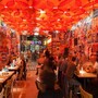 文化混搭、東風強襲，阿姆斯特丹創意餐廳只為讓人「快樂開心」！一次看盡所有亞洲元素！