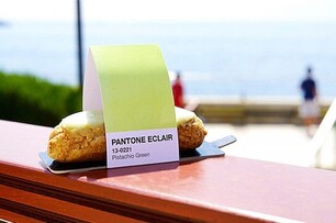 抓住夏天的尾巴！繽紛色票咖啡廳在摩納哥海邊限時供應中！