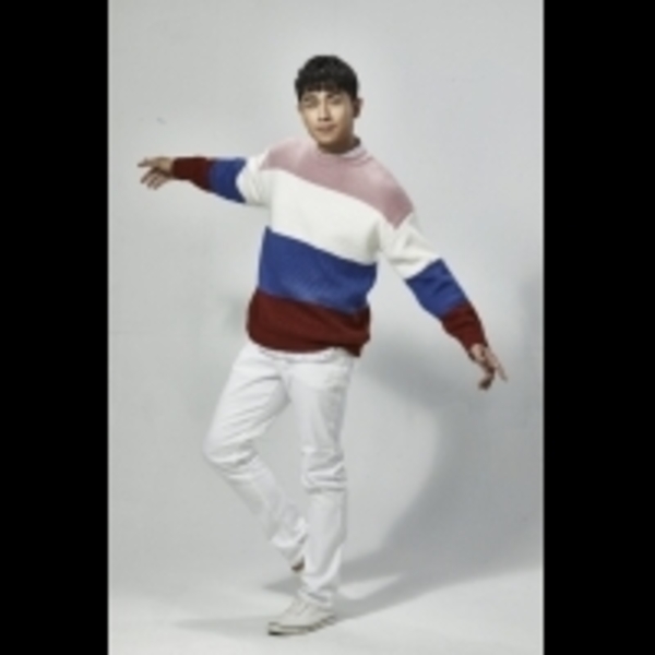 《女兵日記》輔導長陳謙文出道十年首發《微笑的力量》插曲　網友冊封新軍中情人