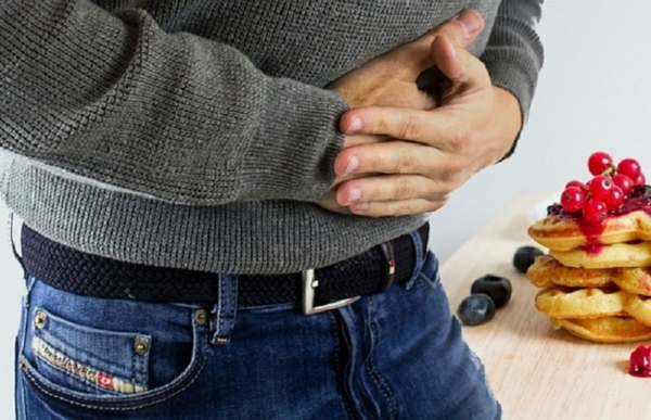 告別火燒心！居家保「胃」大5建議～按摩這些穴位可改善