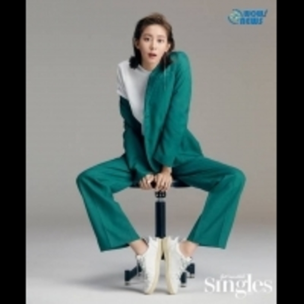 UIE最新畫報公開 展現中性帥氣打扮