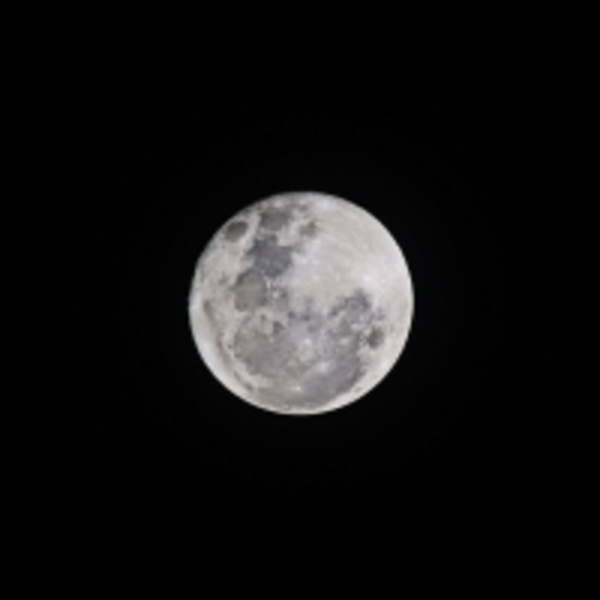 停止和自己的戰爭吧，讓滿月帶走你的負能量