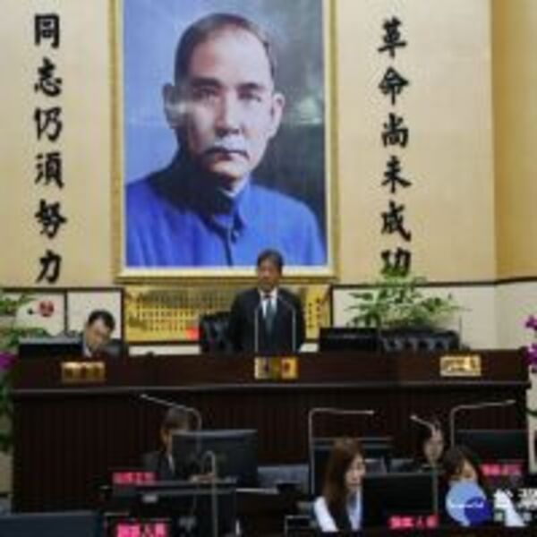 南市議會開議　首日聚焦鳳梨產銷與房屋稅