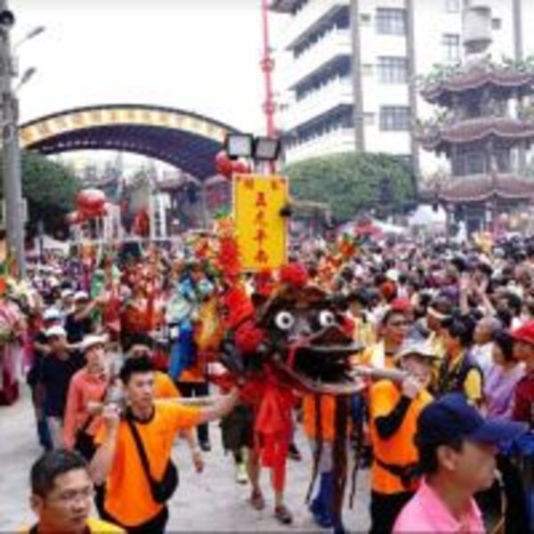 不只全台瘋媽祖！上白礁「蜈蚣陣」接力網友盛讚：此生必去