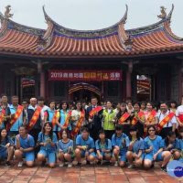 鹿港文武廟辦考生祈福活動　彰化五大書院免費送智慧筆組