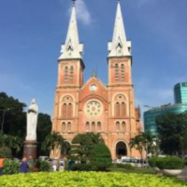 越南縱遊(三) 胡志明聖母大教堂、郵局、唐人街