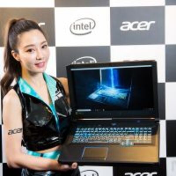獨特創新「滑動式鍵盤」設計-Acer Predator Helios 700電競猛獸機