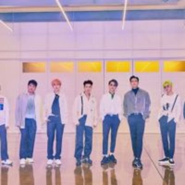 Super Junior紀念出道14周年 發行正規9輯特別版專輯「TIMELINE」